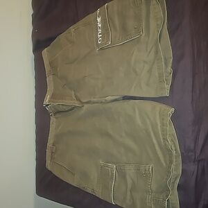 O'Neill Men's Green Cargo Shorts size 34